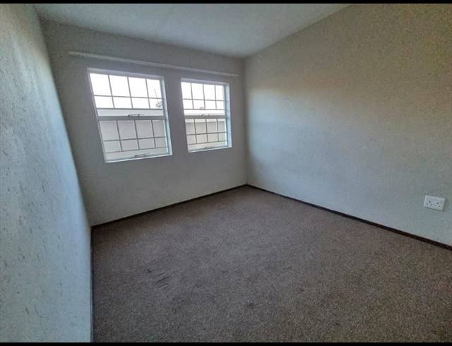 2 BEDROOM TOWNHOUSE FOR SALE IN RYNFIELD